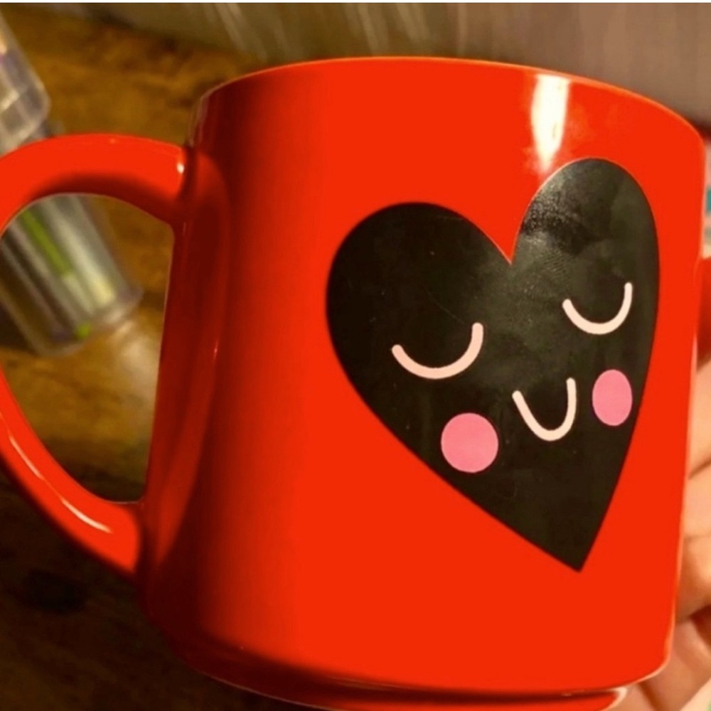 Threshold sweetheart red Mug